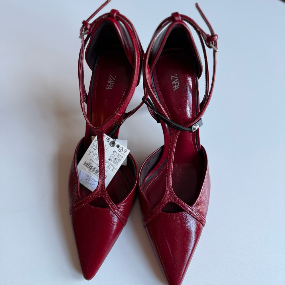 NWT Zara Leather Heel Size US 8, EU 39 Heels Chic Red Thin Ankle Front Strap - Picture 8 of 12